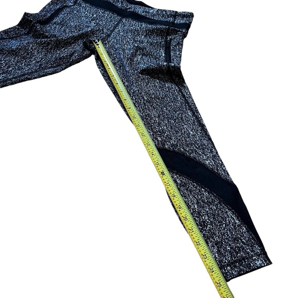 Lululemon Leggings 25" Size 10 - Picture 6 of 6